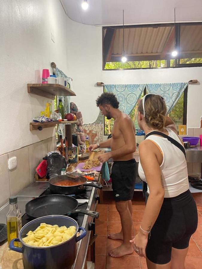 Luminosa Uvita Hostel Экстерьер фото
